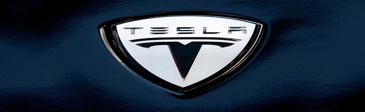 Tesla lowers Model X base price due to improved margins