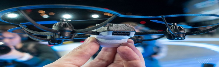 Intel’s Shooting Star Mini Drone Indoor Light Show